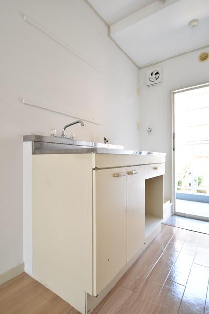 キッチン　※参考写真（別のお部屋の写真になります）