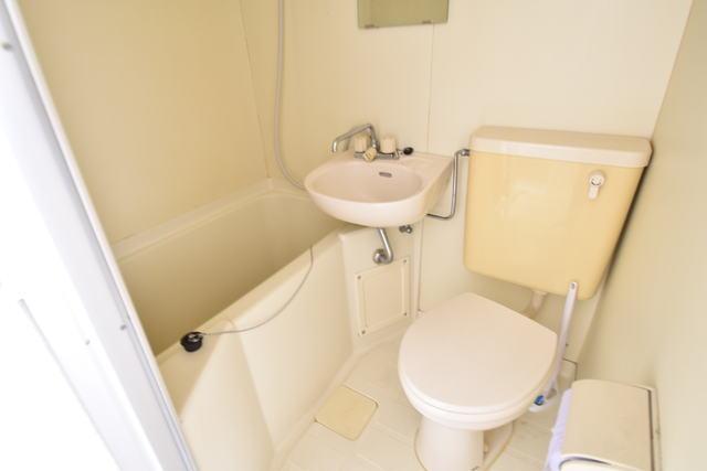 バス・シャワールーム　※参考写真（別のお部屋の写真になります）