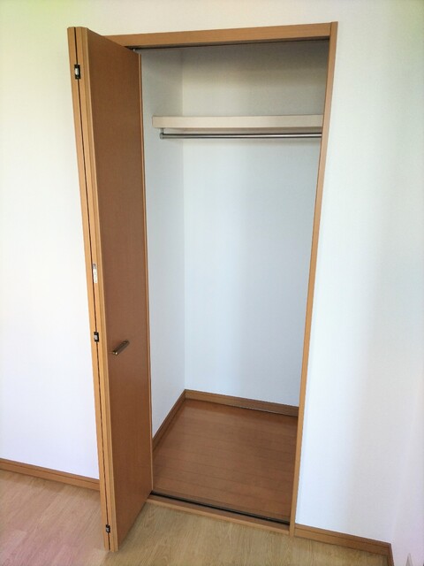 収納　★洋室６帖の収納★