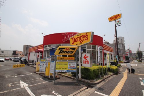 飲食店　デニーズ中百舌鳥店（飲食店）まで207m