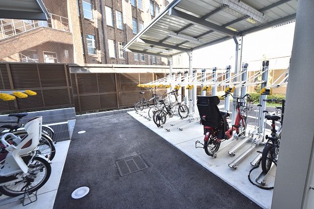 駐車場　駐輪場