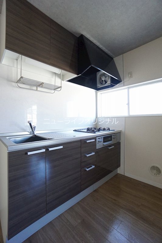 キッチン　お料理の幅が広がるグリル付き3コンロシステムキッチン☆