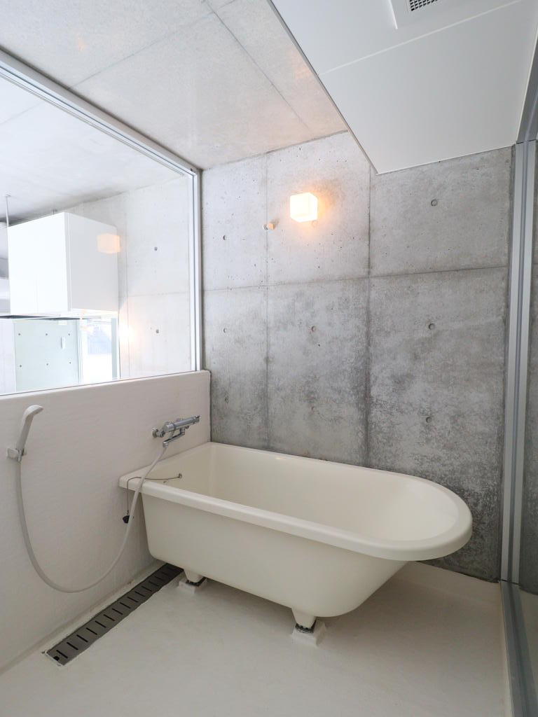 バス・シャワールーム　ゆったりしたお風呂。