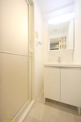 洗面設備　スプランデッド中之島DUE