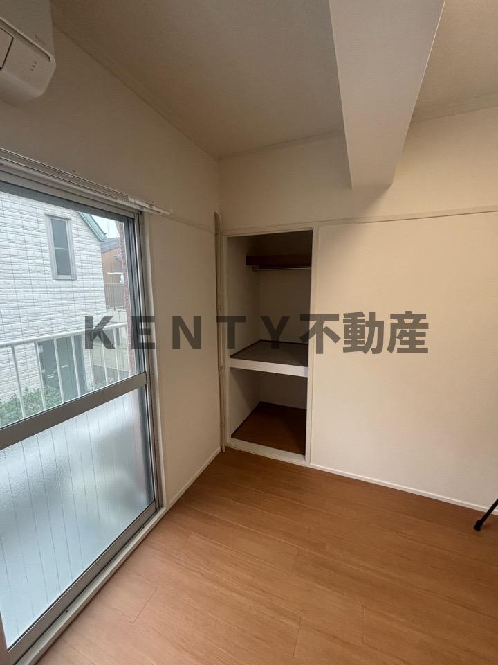 居室・リビング　きれいな洋室です