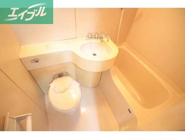 バス・シャワールーム　同タイプです