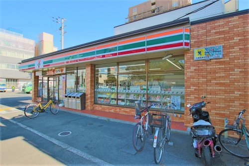 コンビニ　セブンイレブン 東大阪長田西4丁目店（コンビニ）まで485m