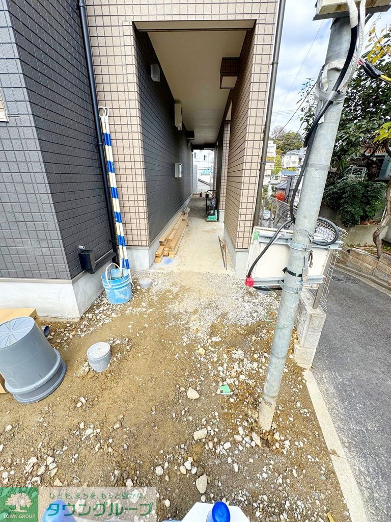 エントランス　駐車場