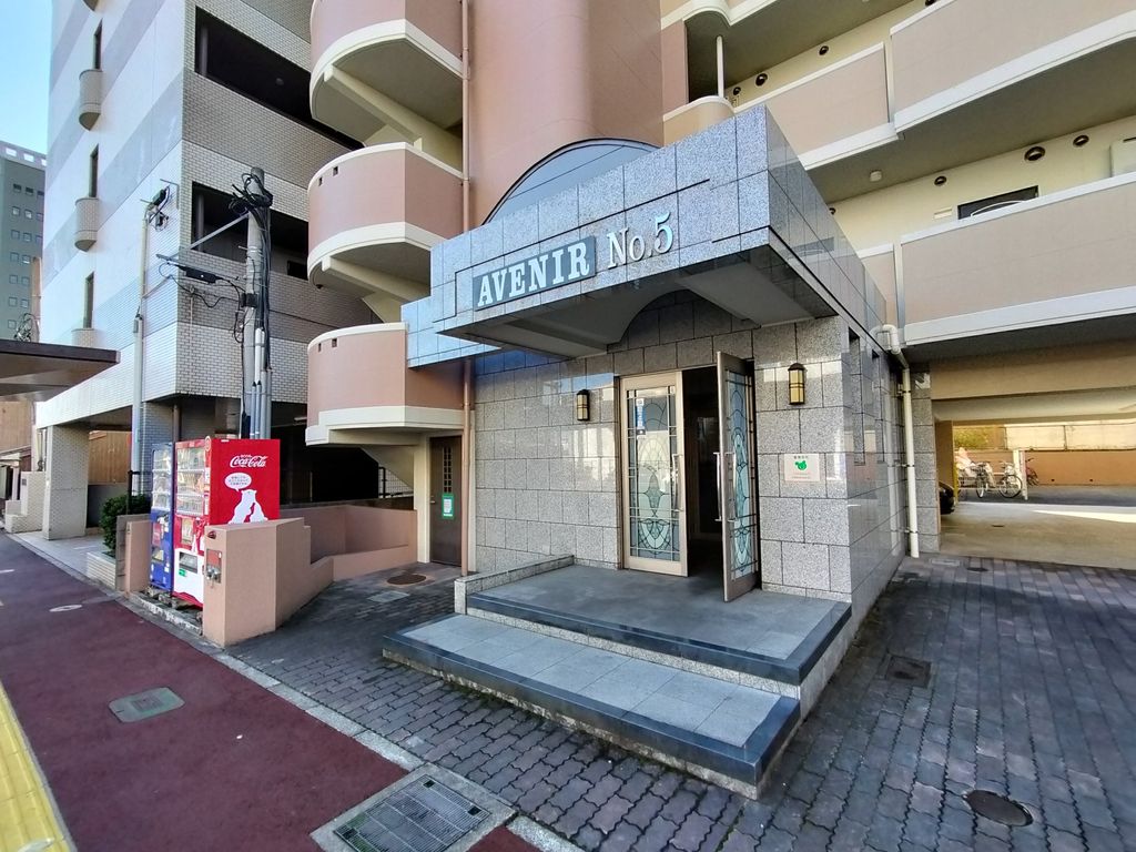 エントランス　エントランス