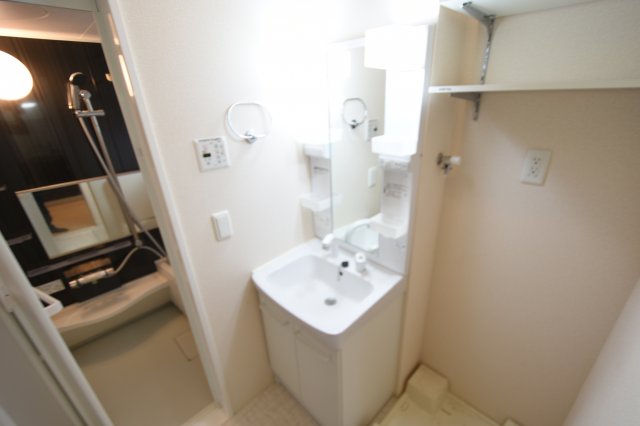 洗面設備　洗面化粧台付き☆