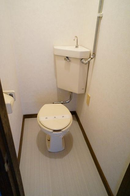 トイレ　トイレ