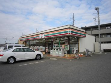 コンビニ　セブンイレブン茨城守谷松ケ丘店（コンビニ）まで173m