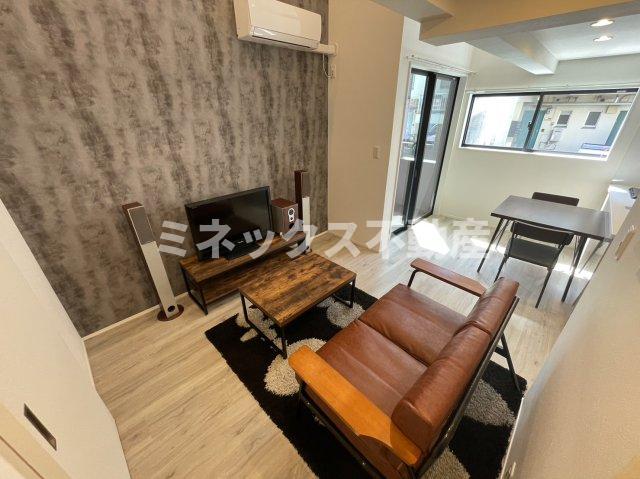 居室・リビング　同タイプのお部屋の写真。現況を優先します。