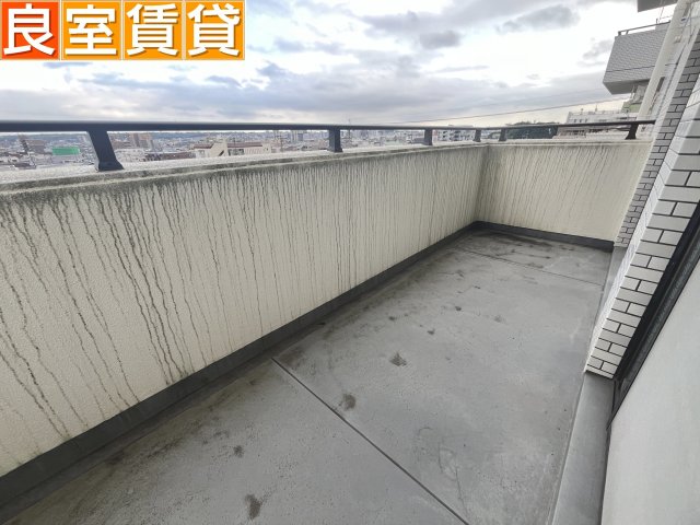 バルコニー　南側バルコニー