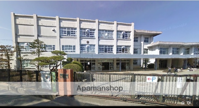 小学校　木津川市立加茂小学校（小学校）まで338m