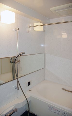 バス・シャワールーム　お風呂です