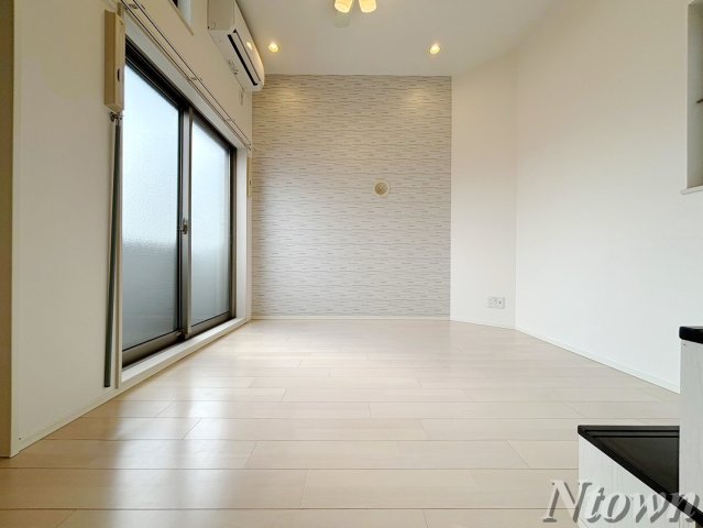 その他　ゆったり過ごせるリビングです