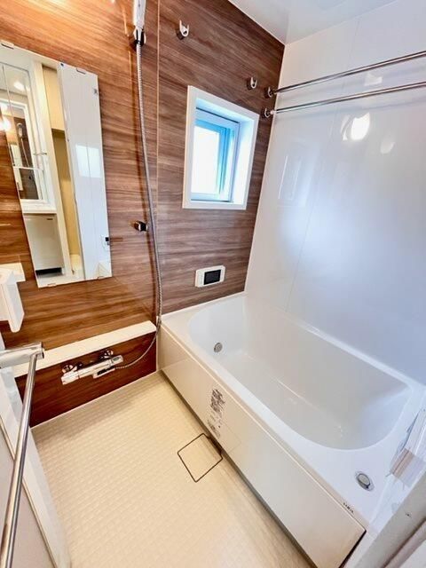 バス・シャワールーム　別タイプ部屋　参考写真です