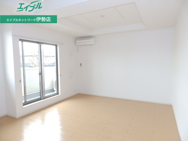 居室・リビング　同タイプ部屋写真です。