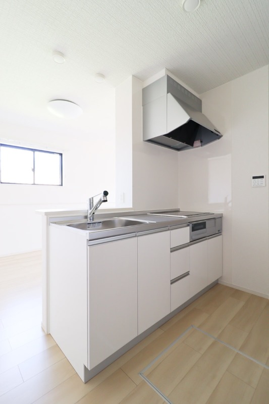 キッチン　図面と現状に相違がある場合には現状を優先