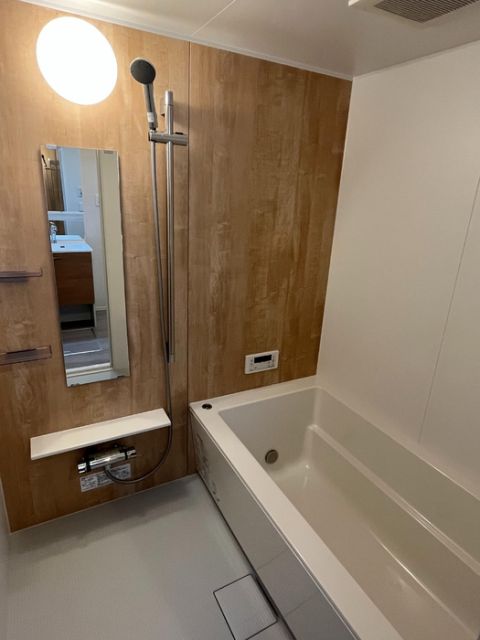 バス・シャワールーム