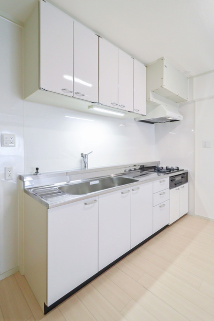 キッチン　コンロ設置済みのキッチンです