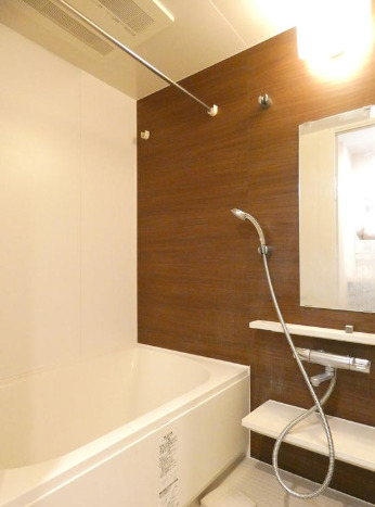バス・シャワールーム　※別部屋の参考写真です。