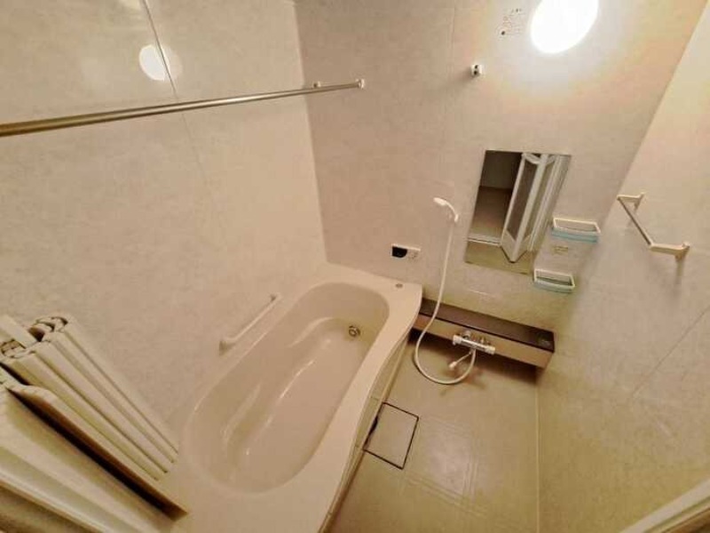 バス・シャワールーム　図面と現状に相違がある場合には現状を優先