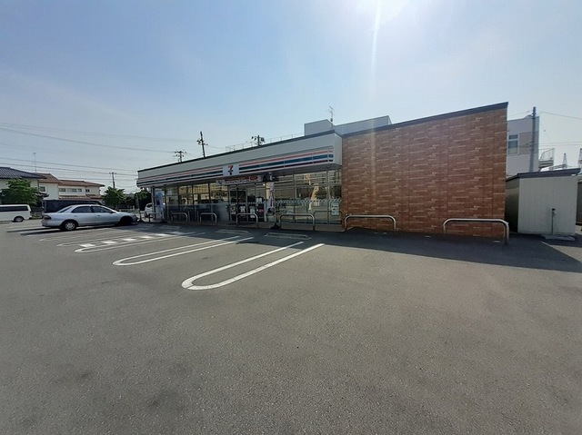 コンビニ　セブンイレブン原町三島町店（コンビニ）まで400m