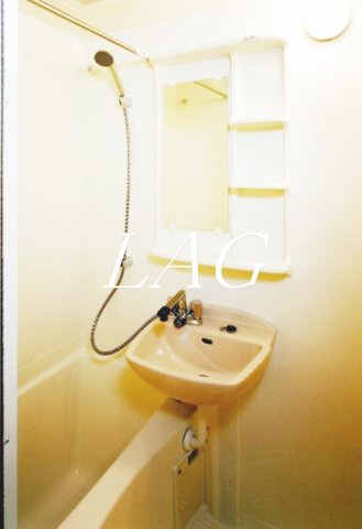 バス・シャワールーム　お風呂です。