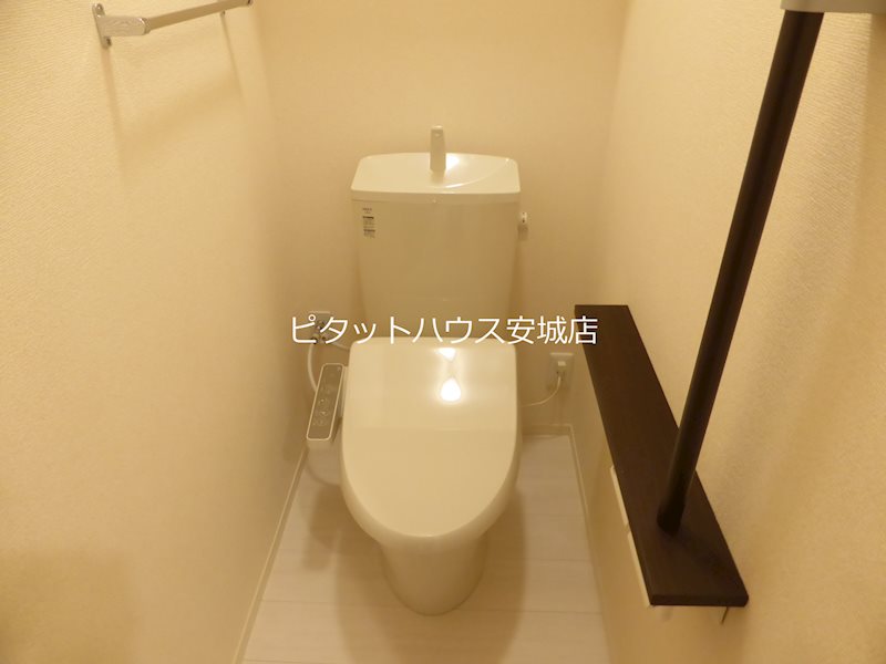 トイレ　参考資料305号室