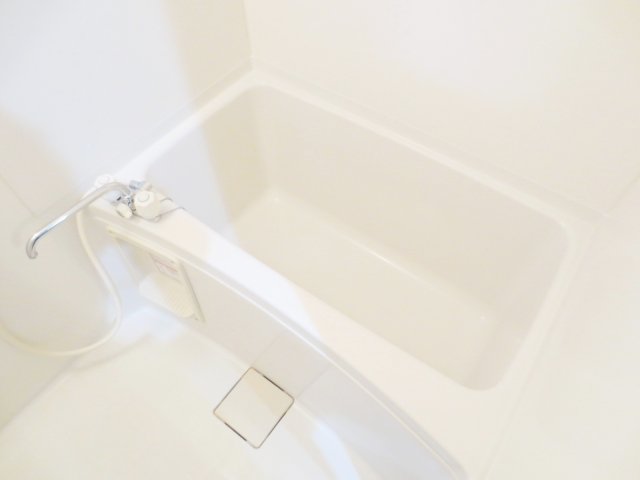 バス・シャワールーム　別号室の参考写真です。