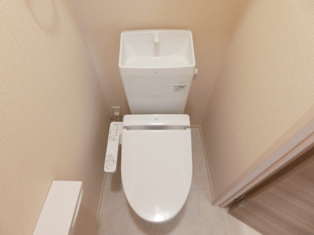 トイレ　シャワートイレ