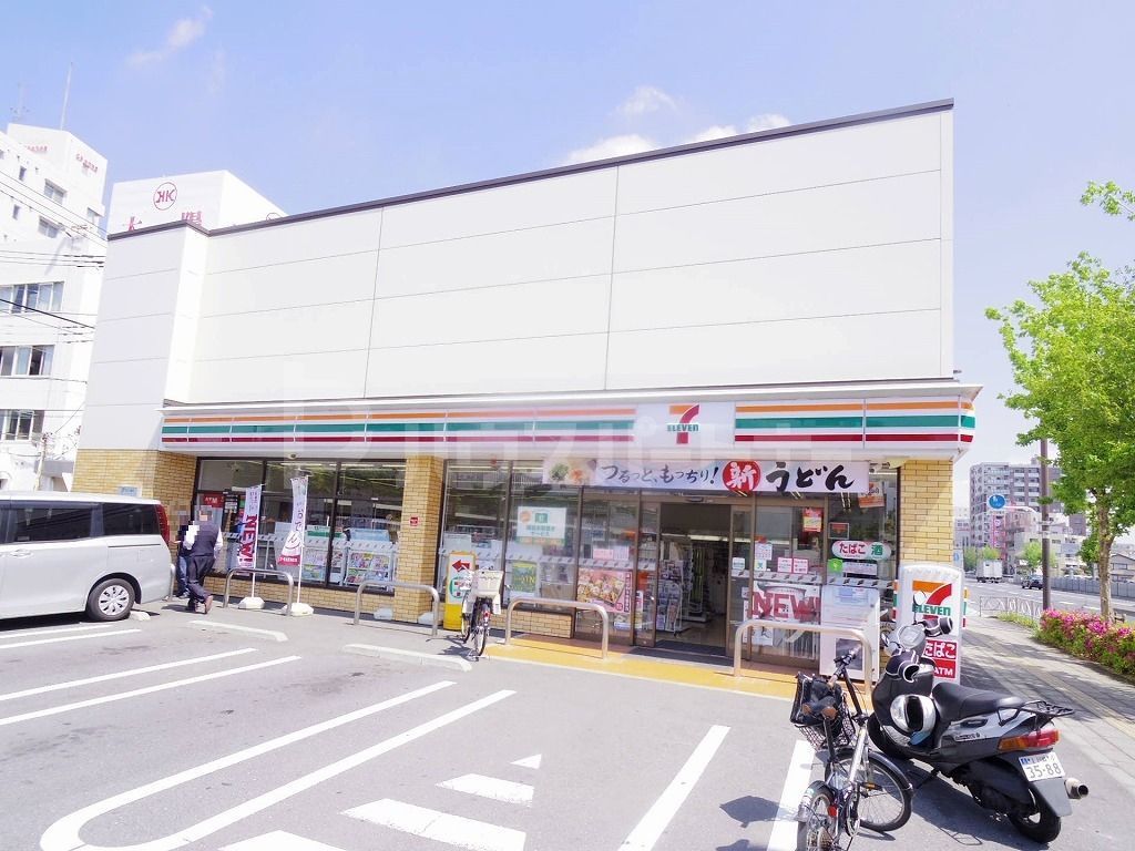 コンビニ　セブンイレブン葛飾四つ木5丁目店（コンビニ）まで210m