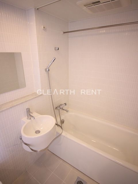 バス・シャワールーム　同棟内参考写真