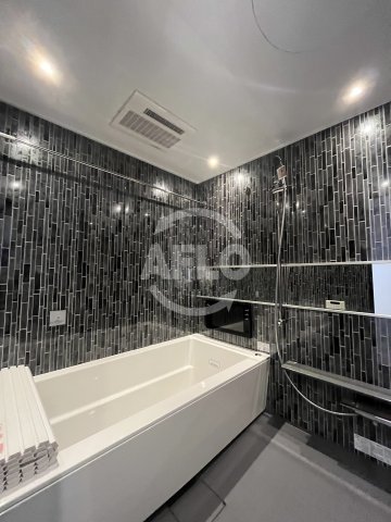 バス・シャワールーム　プレジオ東三国　浴室