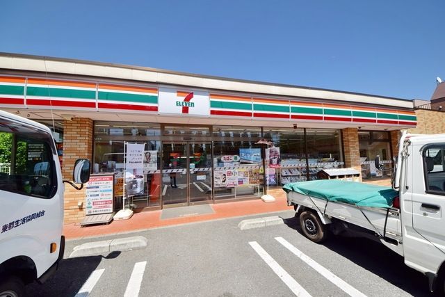 コンビニ　セブンイレブン（コンビニ）まで502m