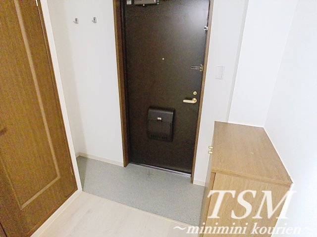 デイグラン香里園北の玄関写真