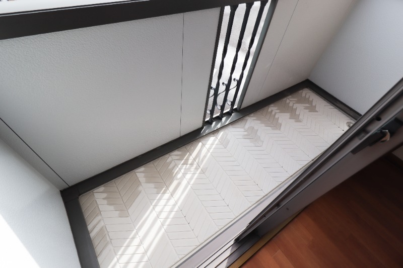 バルコニー　図面と現状に相違がある場合には現状を優先．．．