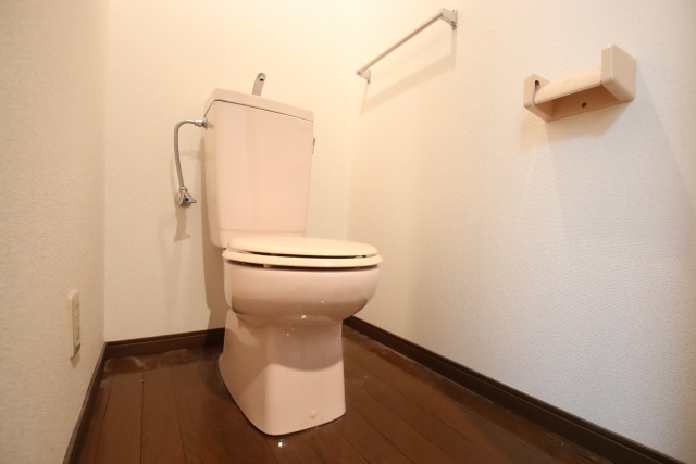 トイレ　別室の参考写真です。※現況優先