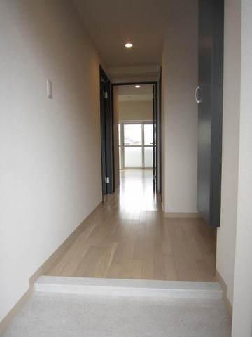 玄関　シューズＢＯＸあり☆