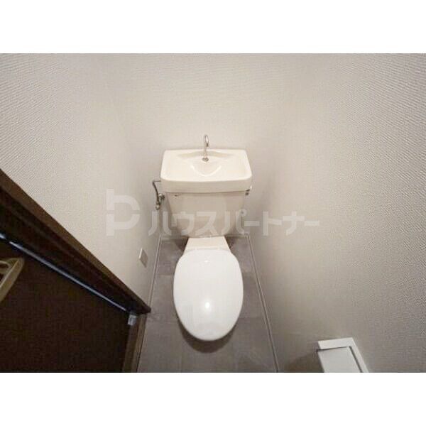 トイレ　トイレ