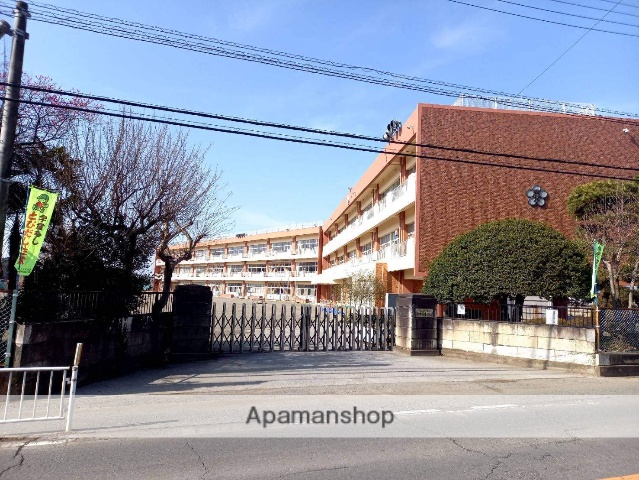 小学校　野木町立南赤塚小学校（小学校）まで1387m