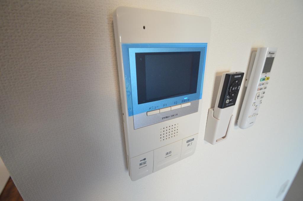 セキュリティ　カメラ付インターホン