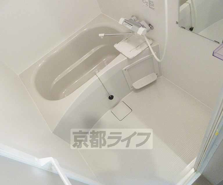 バス・シャワールーム　広々としたバスルームです！