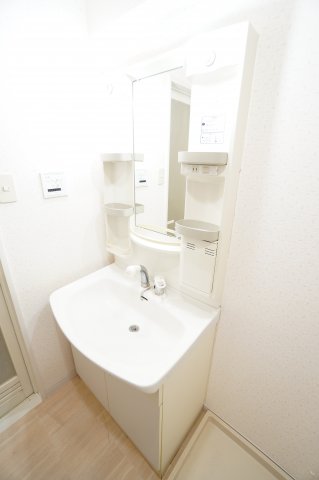 洗面設備　※同物件・同タイプの写真です。