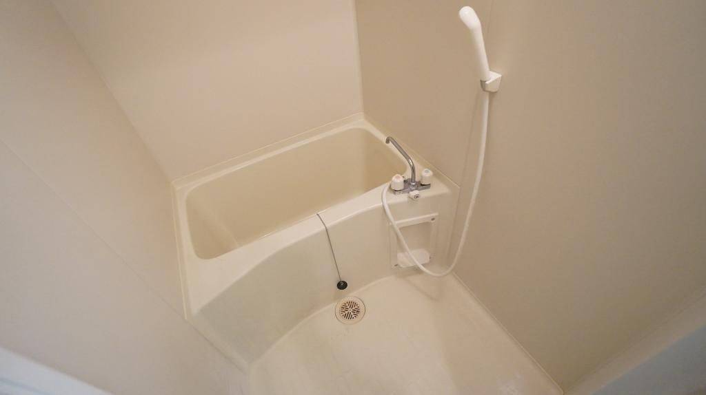 バス・シャワールーム　バス