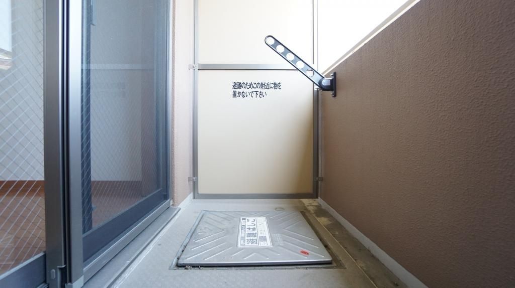 バルコニー　バルコニー