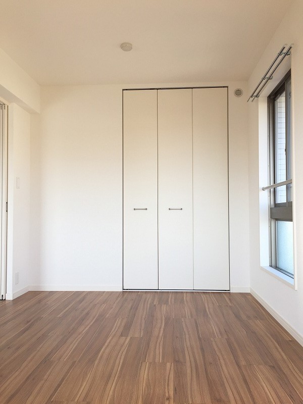 その他部屋・スペース　南側洋室