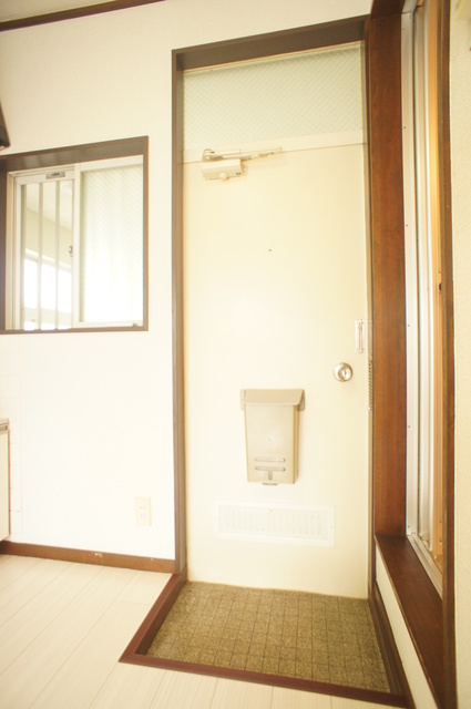 玄関　すっきりした明るい玄関です♪